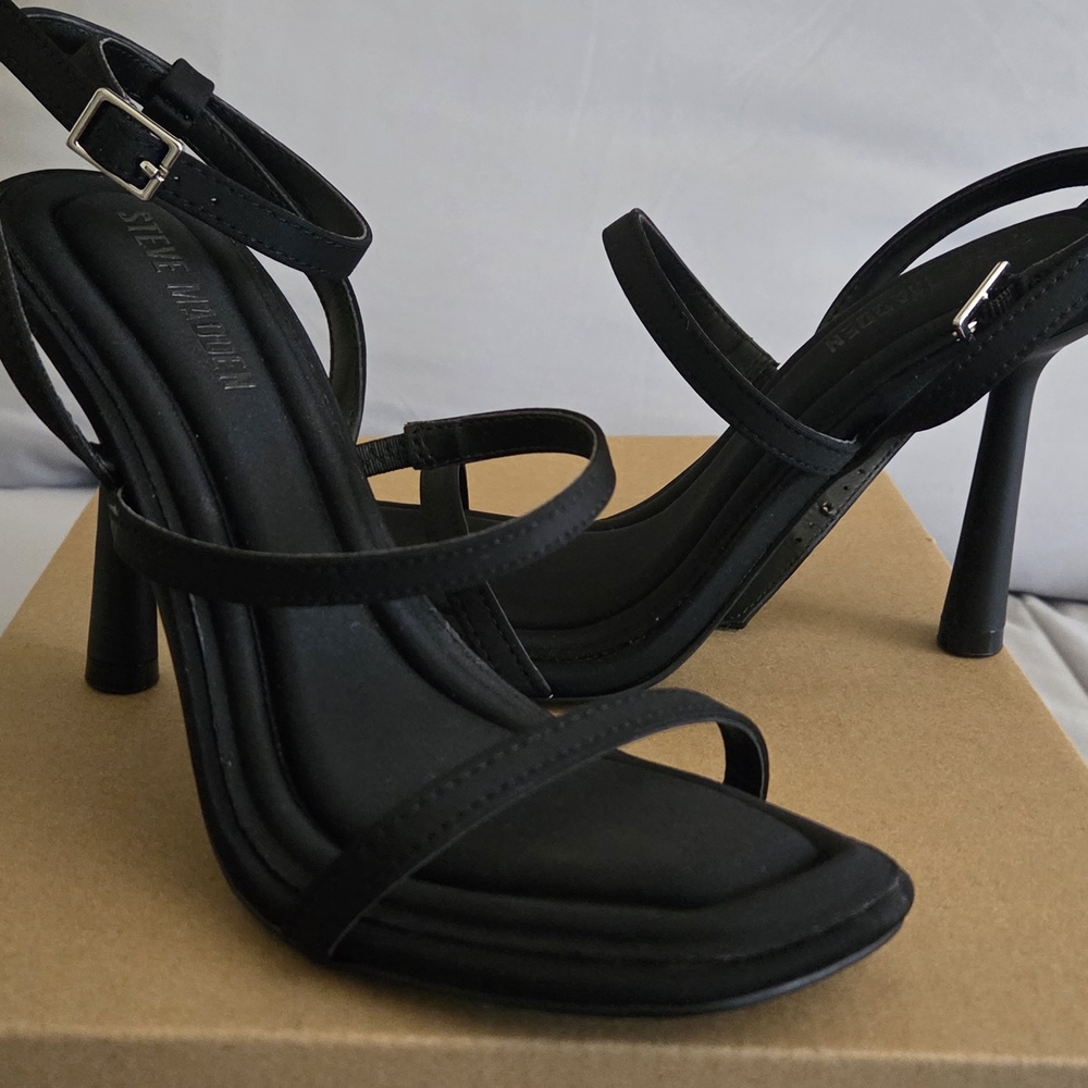 Steve Madden Elegant Black Heels
